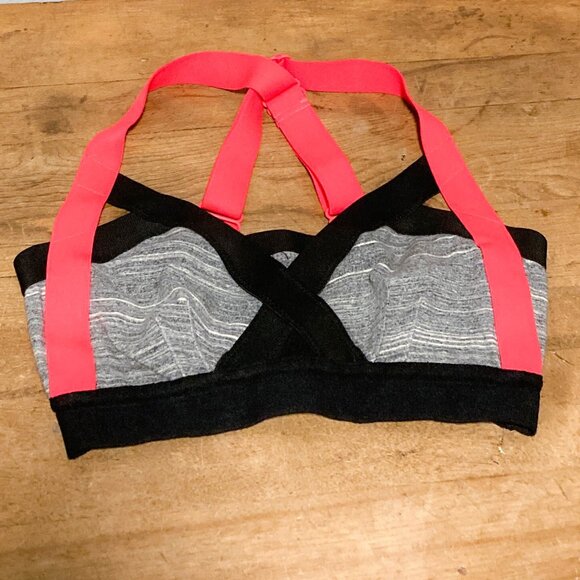 2 FOR $15 Community Aritzia Women's XS Activewear Stretch Mesh Sports Bra - Picture 11 of 11